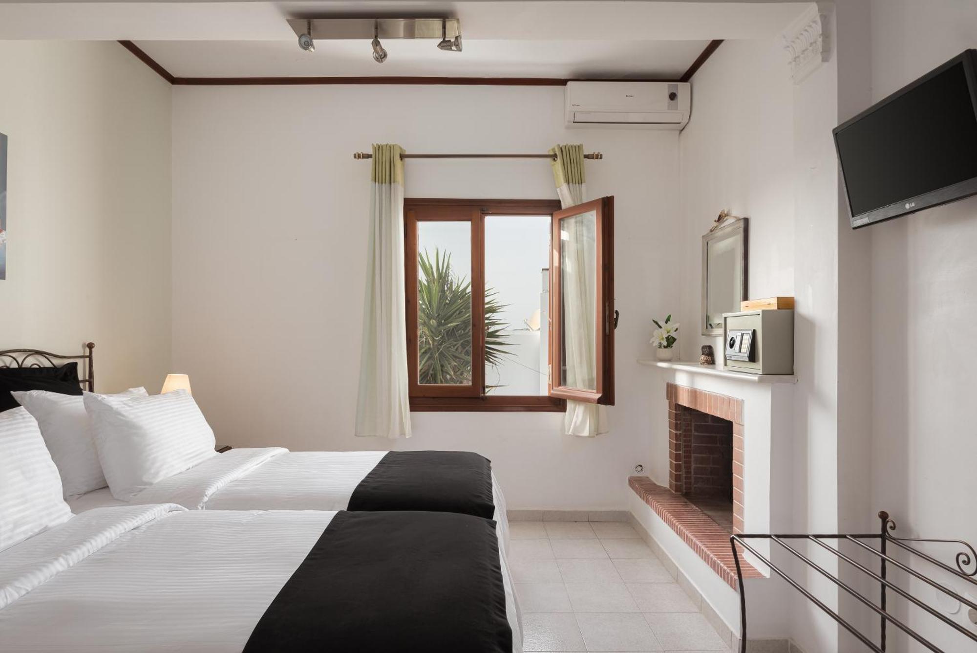 Sunset Paros Naousa Room photo