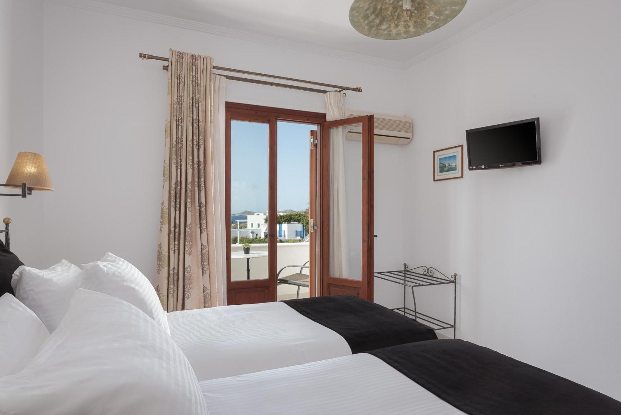 Sunset Paros Naousa Room photo